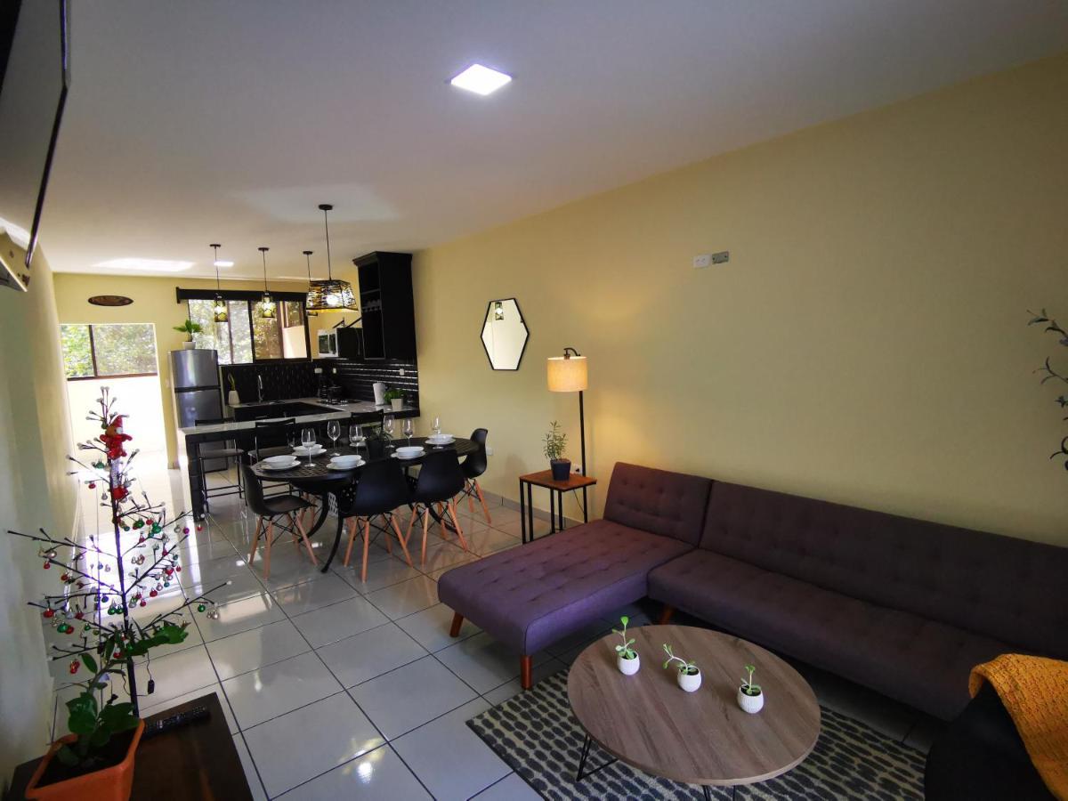 Loky'S Apartments La Fortuna Luaran gambar